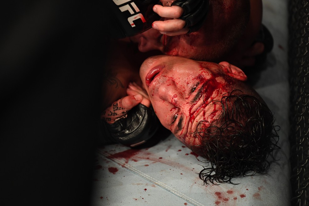 Diego Sanchez perdeu na decisão unânime dos jurados em duelo sangrento no UFC 253 — Foto: Getty Images