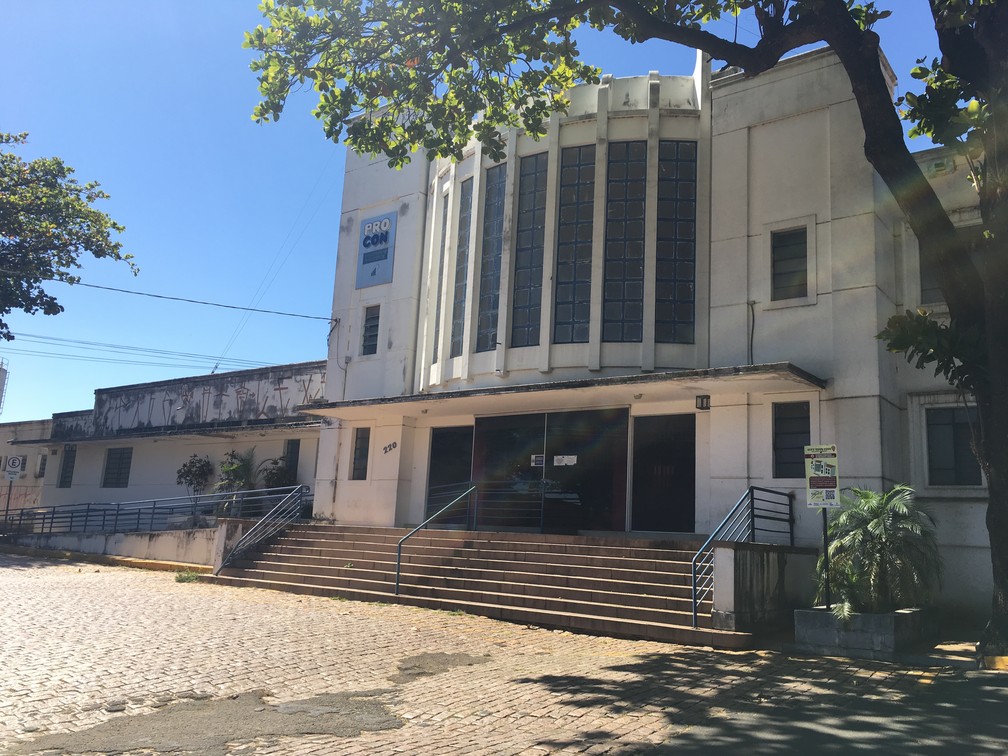 Prédio onde funcionava a Estação Ferroviária de Presidente Prudente — Foto: Aline Costa/G1