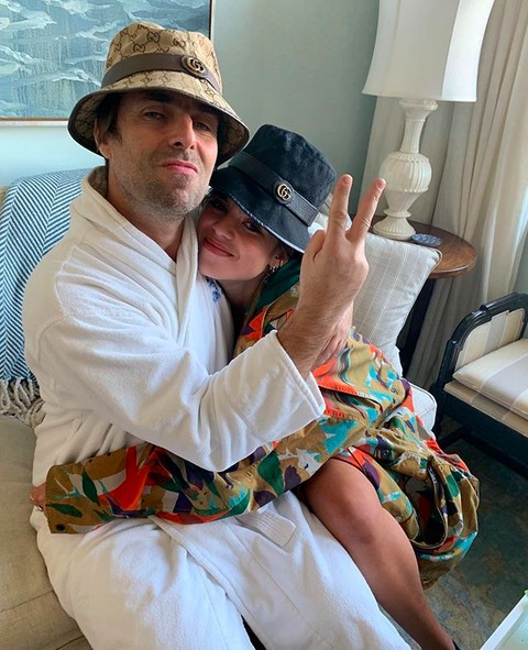 Liam Gallagher com a filha, Molly Moorish Gallagher (Foto: Instagram)