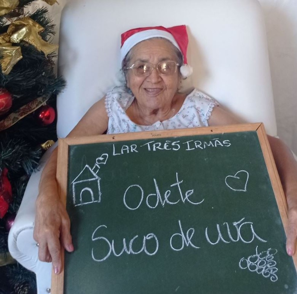 De Ferrari a sabonete: idosos fazem pedidos de Natal em campanha de abrigo  no Ceará | Ceará | G1