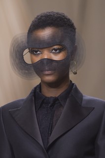 Dior: Máscara de dormir inversa? (Foto: Imaxtree)