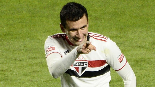 Pablo comemora gol do São Paulo contra o Mirassol
