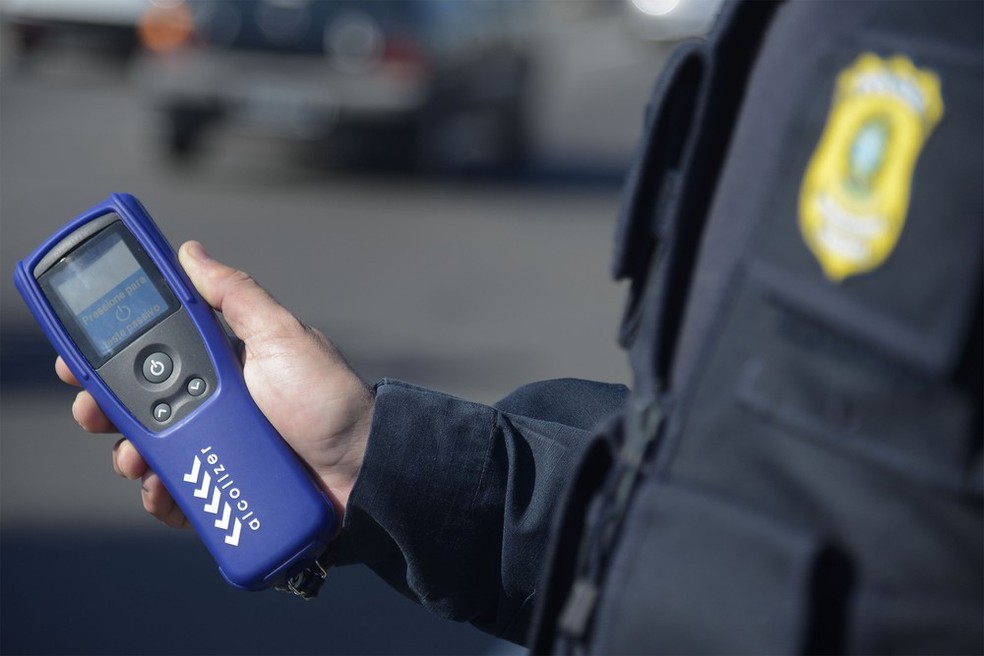 Mais de 200 motoristas foram flagrados pela PRF dirigindo sob o efeito de álcool na PB em 2020 — Foto: Ascom PRF/Divulgação