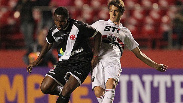 Para comentarista, Vasco 'desabou' após o primeiro gol do São Paulo