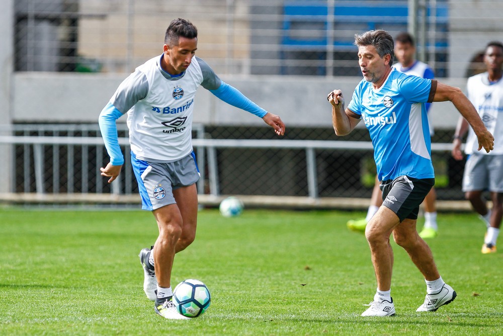 Renato motiva por retomada do Grêmio no Brasileiro: Quero que marquem época