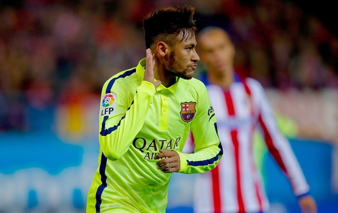 Neymar comemora gol do Barcelona contra o Atlético de MAdrid (Foto: Getty Images)