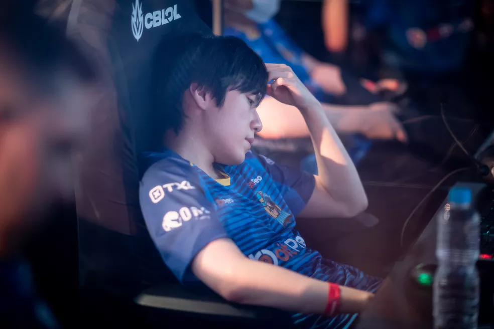 LoL: LOUD contrata Croc; Tay e DudsTheBoy estão sem time croc rensga derrota cblol 2021 etapa 2 bruno alvares riot games.jpg