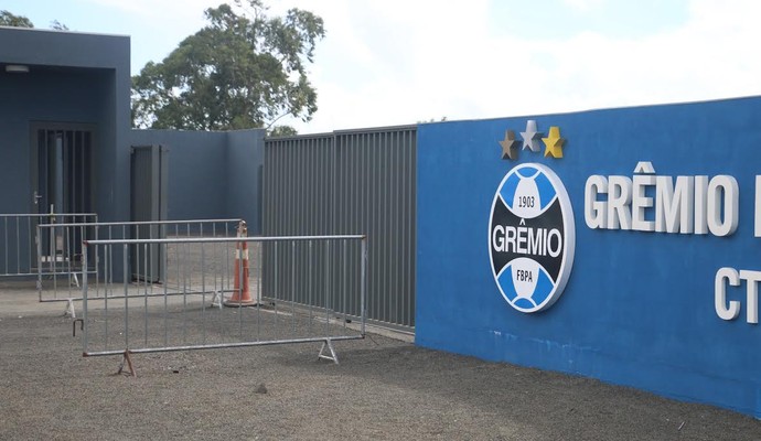 Grêmio fecha primeira hora do treino após derrota para Aimoré no Gauchão