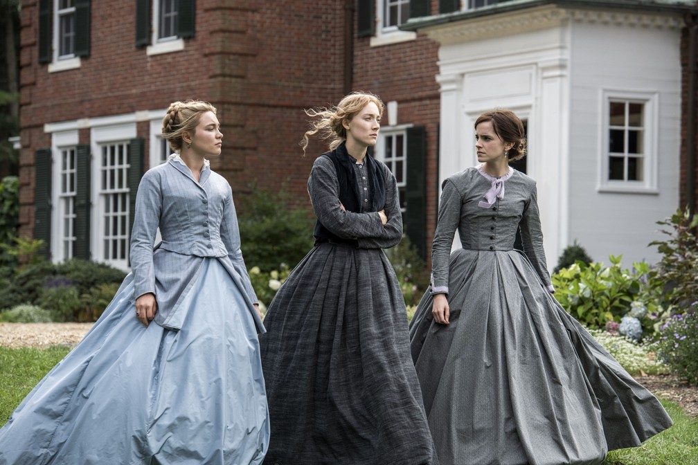 Saoirse Ronan, entre Florence Pugh e Emma Watson, estrela 'Adoráveis Mulheres' — Foto: Divulgação