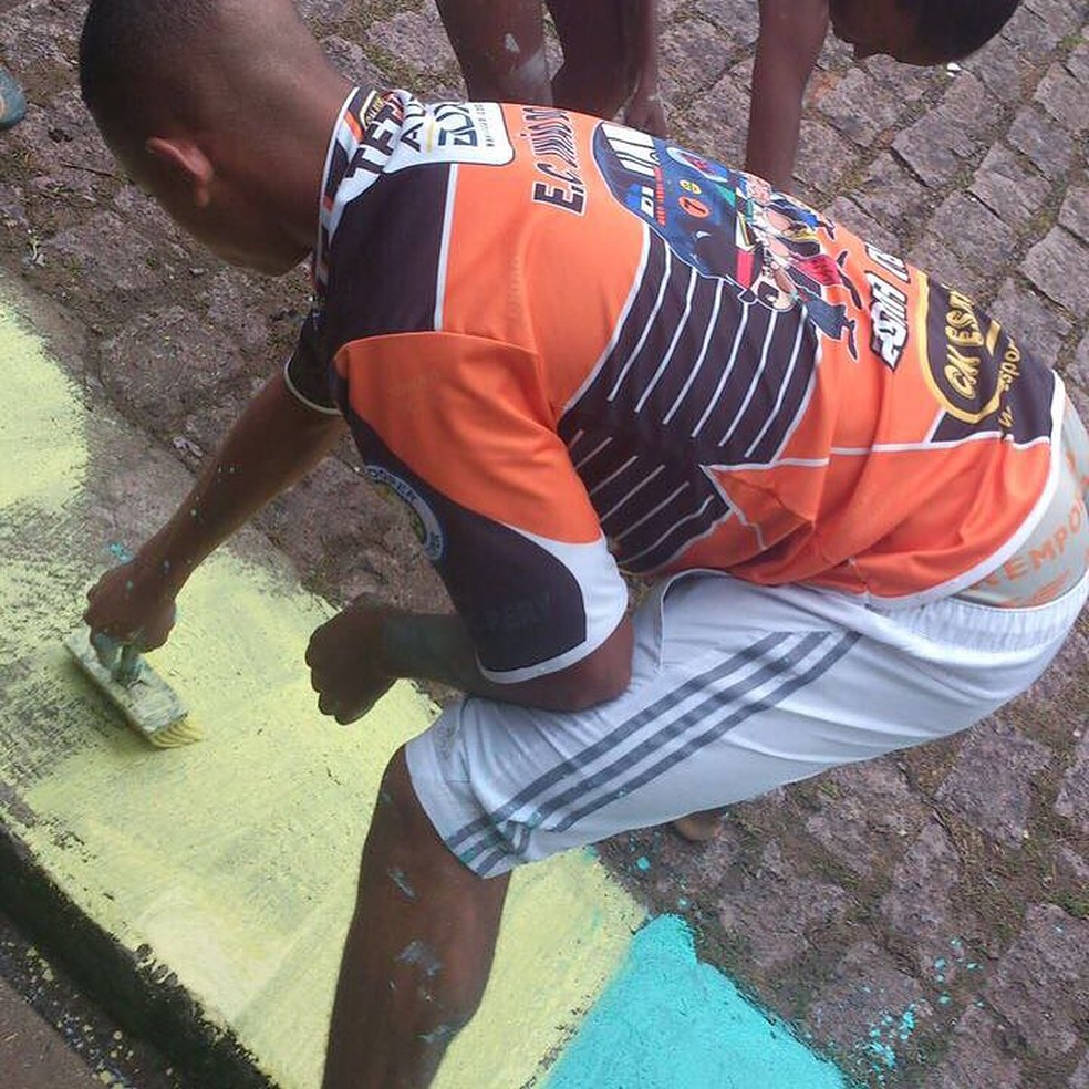 Gabriel Jesus Lembra De Sua Preparacao Para Copa De 14 Pintando A Rua Selecao Brasileira Ge