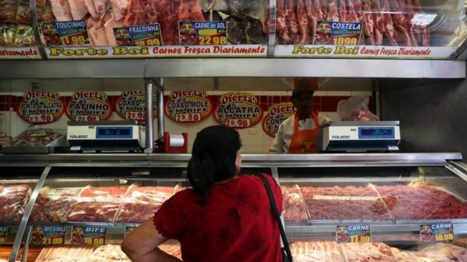 Segundo a Associação Brasileira de Supermercados (Abras), em menos de três meses o custo do contrafilé subiu 50% para os supermercados; o do coxão mole, 46%. Por isso, foram repassados aos consumidores (Foto: REUTERS/AMANDA PEROBELLI VIA BBC)