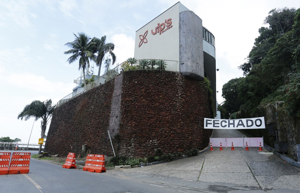 Motel Vip's fecha as portas após seguidas interdições da Av. Niemeyer — Foto: Marcos Serra Lima/G1