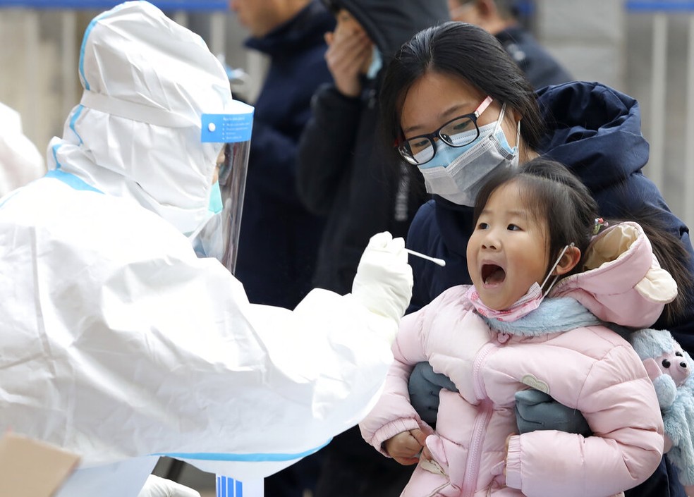 Surto de covid-19 continua ameaçando província próxima a Pequim, na China |  Mundo | Valor Econômico