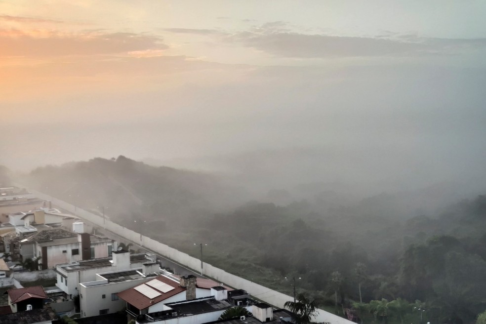 Névoa registrada em várias áreas do Rio Grande do Norte, na manhã desta quarta (27). — Foto: Auridan Trindade