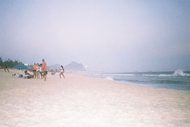 Bruna Marquezine curte praia (Foto: Reprodução/Instagram)