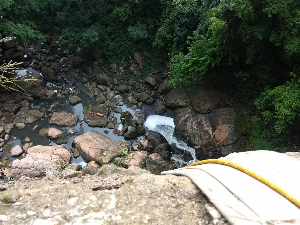 Corpo de Bombeiros e uma equipe do Samu estiveram no local em Marília — Foto: Corpo de Bombeiros/Divulgação