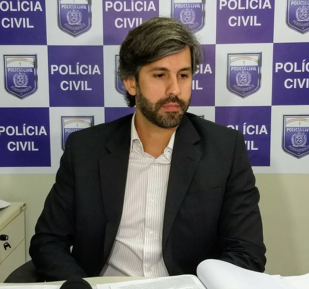 Delegado Breno Varejão comandou as investigações que resultaram na prisão do suspeito de estupro e de roubo de celular (Foto: Polícia Civil/Divulgação)