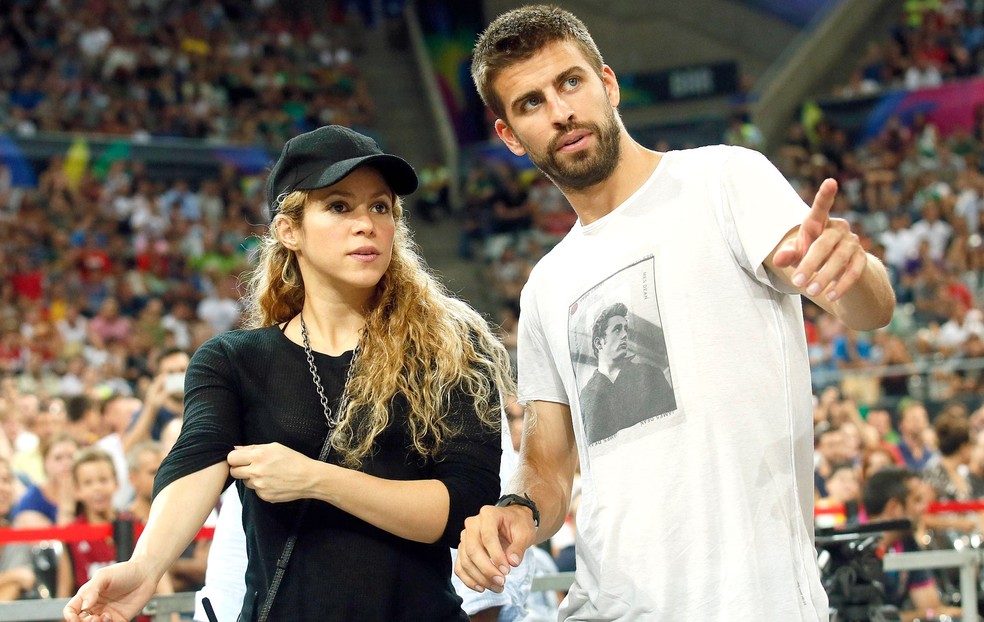 Shakira e Pique, Estados Unidos X Eslovênia  — Foto: Agência Reuters