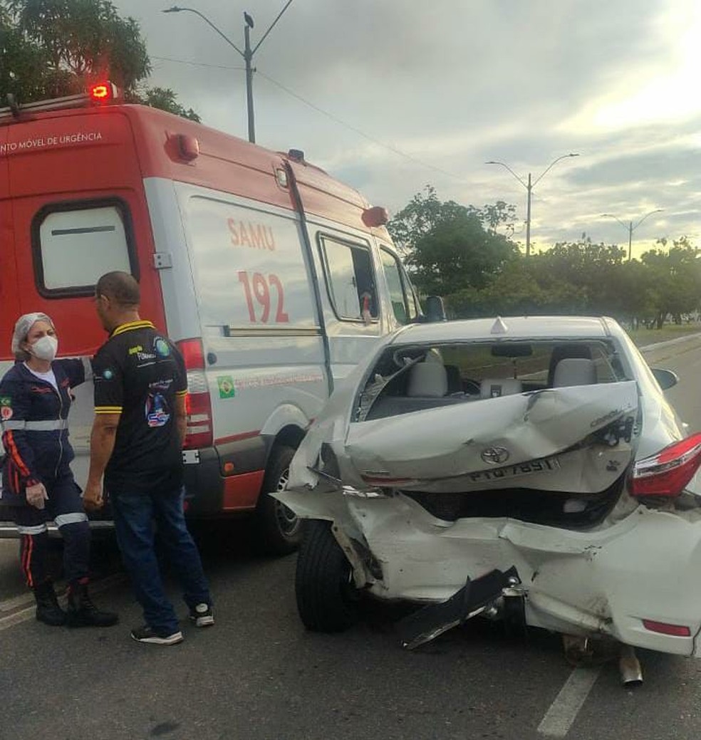 Mulher morre atropelada por motorista embrigado enquanto voltava do trabalho em Parnaíba, no Piauí — Foto: Divulgação/PM