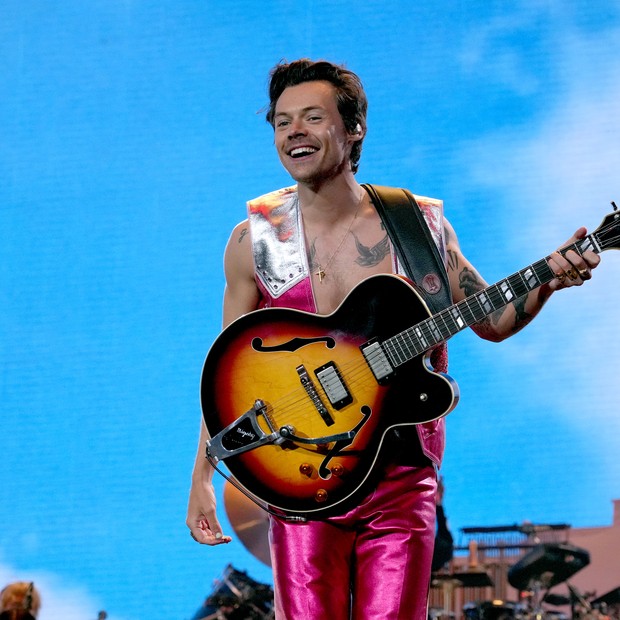 INDIO, CALIFORNIA - APRIL 22: Harry Styles performs on the Coachella stage during the 2022 Coachella Valley Music And Arts Festival on April 22, 2022 in Indio, California. (Photo by Kevin Mazur/Getty Images for Harry Styles) (Foto: Getty Images for Coachella)