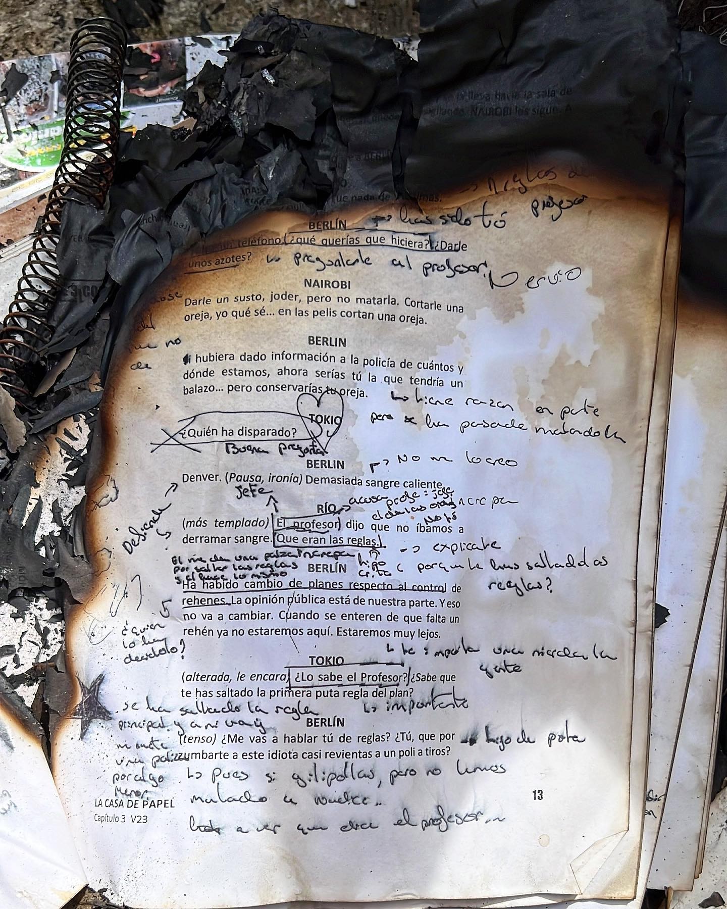 Após Incêndio, Miguel Herrán mostra parte do roteiro de La Casa de Papel intacto (Foto: Reprodução/Instagram)
