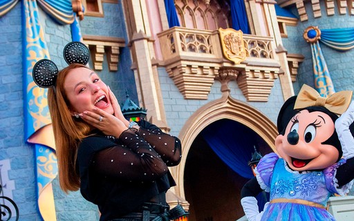 Na Disney, Larissa Manoela celebra seu melhor momento: "Estou vivendo uma fase incrível"