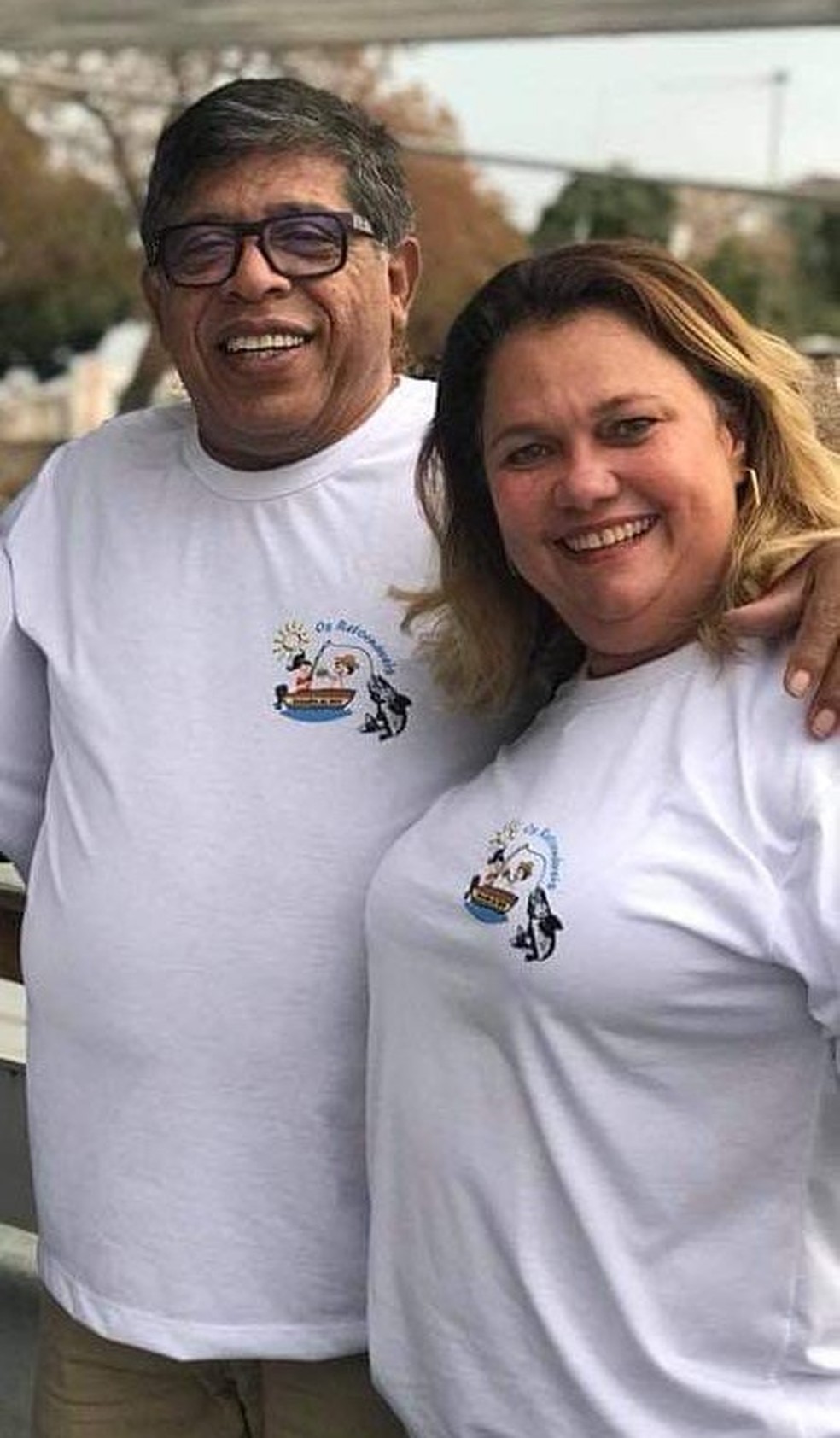 O casal de advogados Benedito Jacob Santana Sabino e Regina da Silva Monteiro morreu com Covid-19, em Cuiabá, com apenas uma semana de diferença — Foto: Facebook