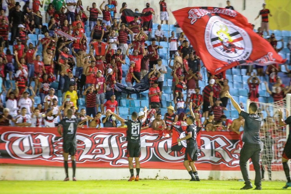 Domingo tem novo encontro dos motenses, no Nhozinho Santos, pelo Campeonato Brasileiro — Foto: Matheus Soares / Grupo Mirante