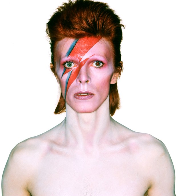 David Bowie, um mestre na música e no estilo (Foto: Reprodução/vam.ac.uk)