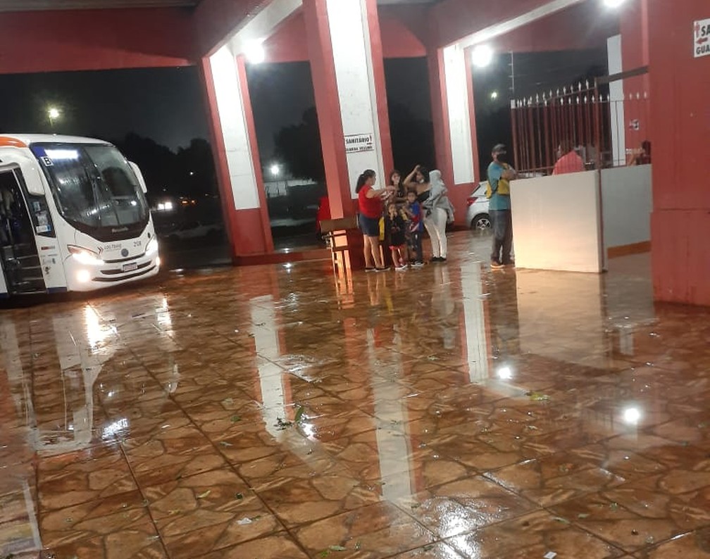 Terminal Rodoviário de Jaciara (MT) ficou alagado — Foto: Divulgação