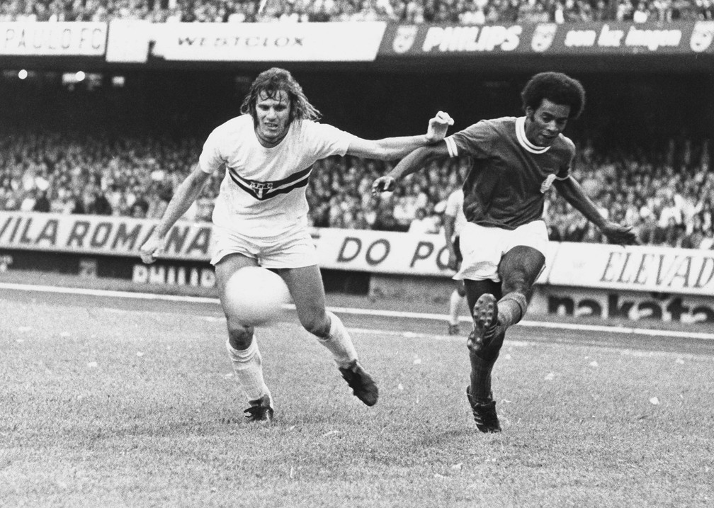 Pablo Forlán, do São Paulo, em jogo contra o Palmeiras — Foto: Arquivo / Ag. Estado