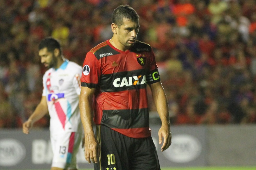 Recusa do Sport da proposta do Palmeiras gerou um mal estar entre Diego Souza e a diretoria (Foto: Agência Estado)