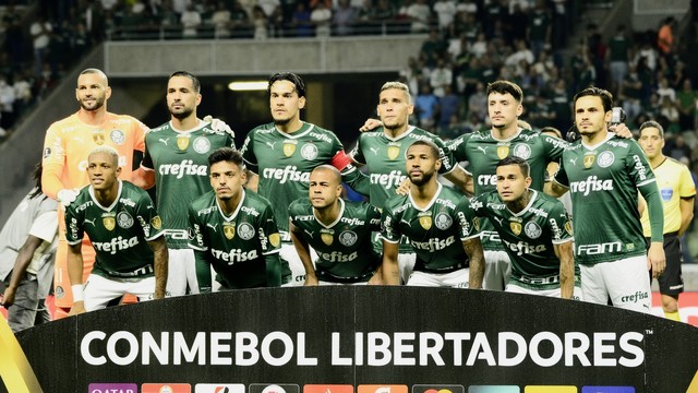 Palmeiras posado antes do duelo contra o Cerro Porteño