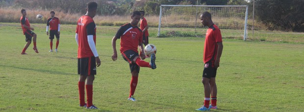 Flamengo-PI treino Copa Piauí 2013 (Foto: Renan Morais/GLOBOESPORTE.COM)