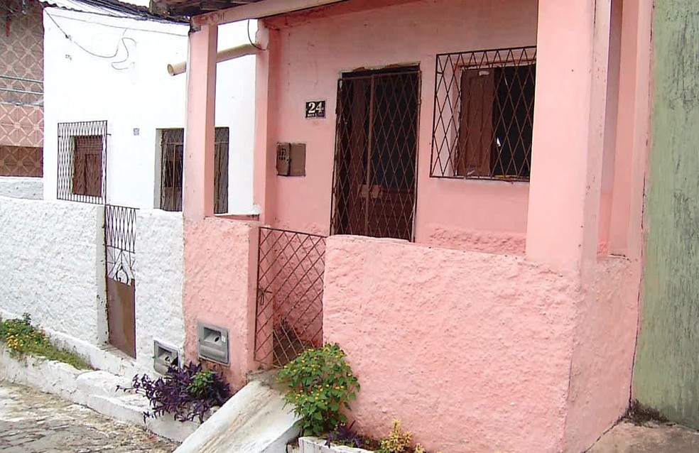 Pai e filho moravam na mesma casa, no bairro de Dix-Sept Rosado, na Zona Oeste de Natal (Foto: Inter TV Cabugi/ReproduÃ§Ã£o)