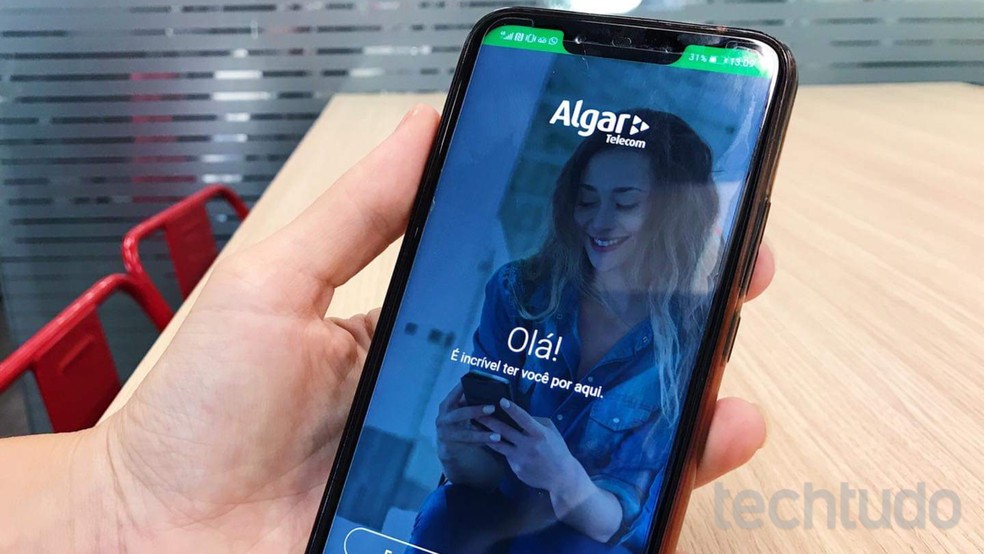 Aprenda a recarregar celular Algar pelo site, aplicativo ou via SMS — Foto: Larissa Infante/TechTudo