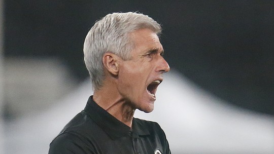 Botafogo, o líder versátil