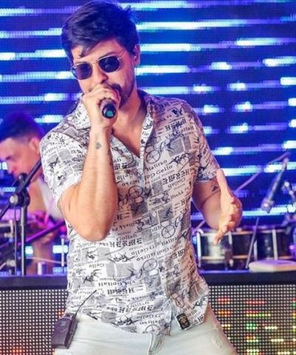 O cantor Gabriel Levy, da banda Isqueminha — Foto: Divulgação