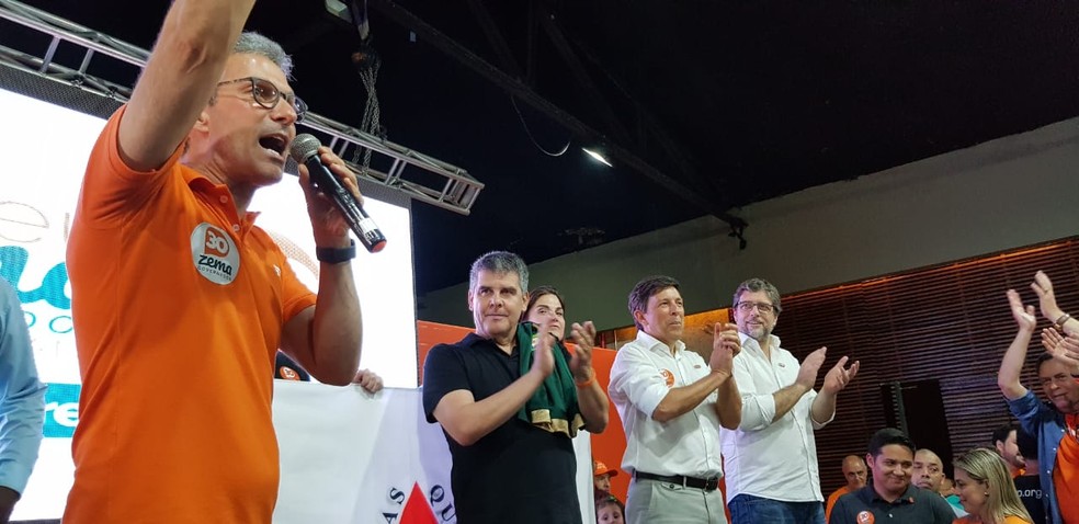 Eleito governador de Minas, Romeu Zema (Novo) comemora aniversÃ¡rio e vitÃ³ria em BH â€” Foto: Raquel Freitas/G1