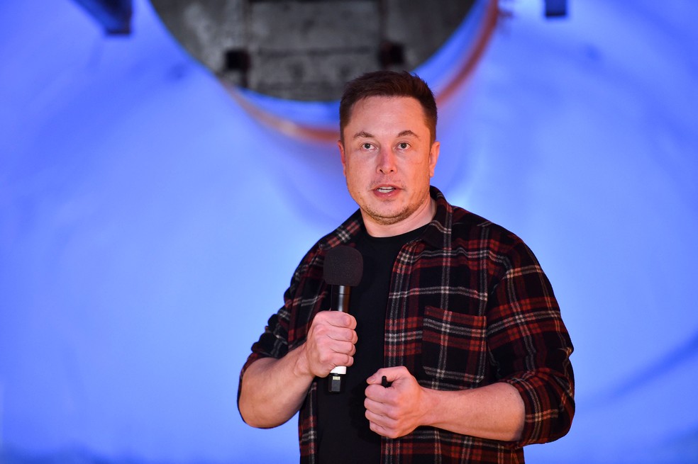 Elon Musk durante evento da "The Boring Company", em Los Angeles — Foto: Robyn Beck/REUTERS