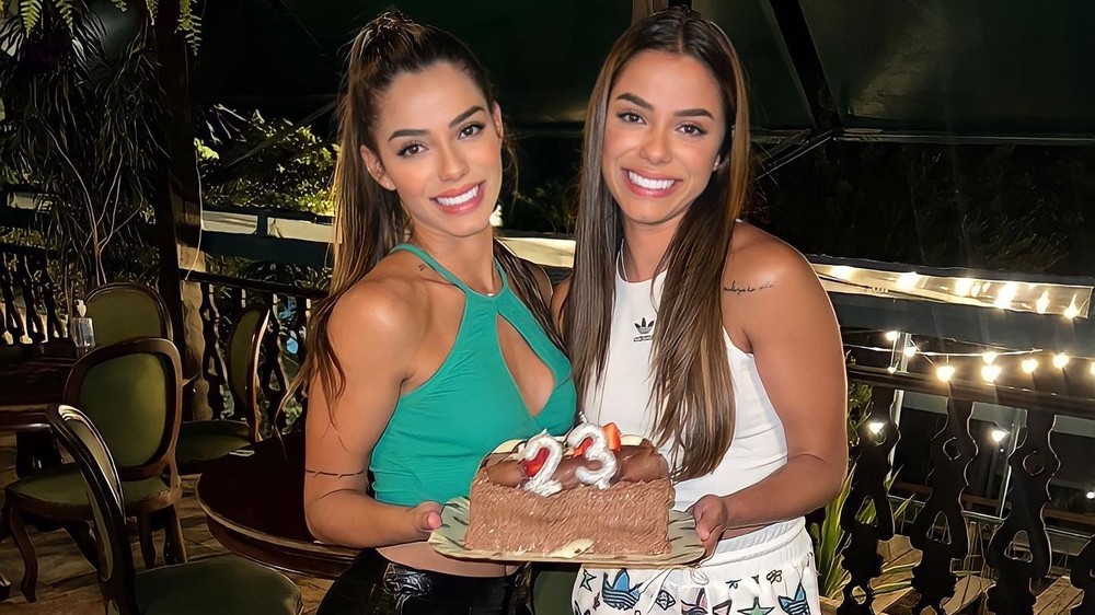 Key Alves e a irm gmea, Keyt Alves