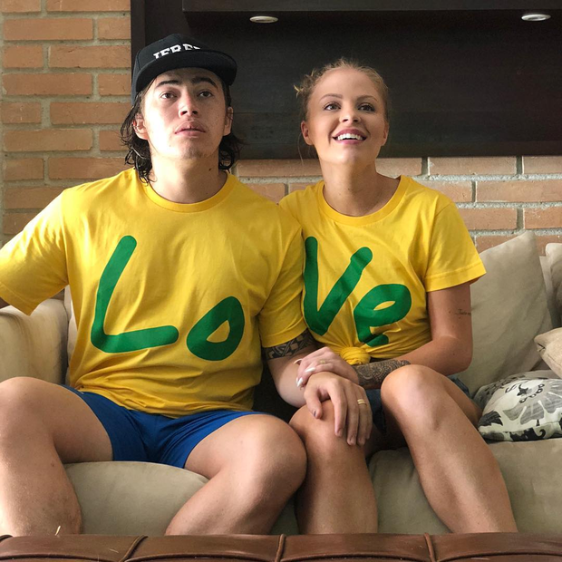 Whindersson Nunes e Luísa Sonza combinam look para torcer pelo Brasil (Foto: Reprodução/Instagram)