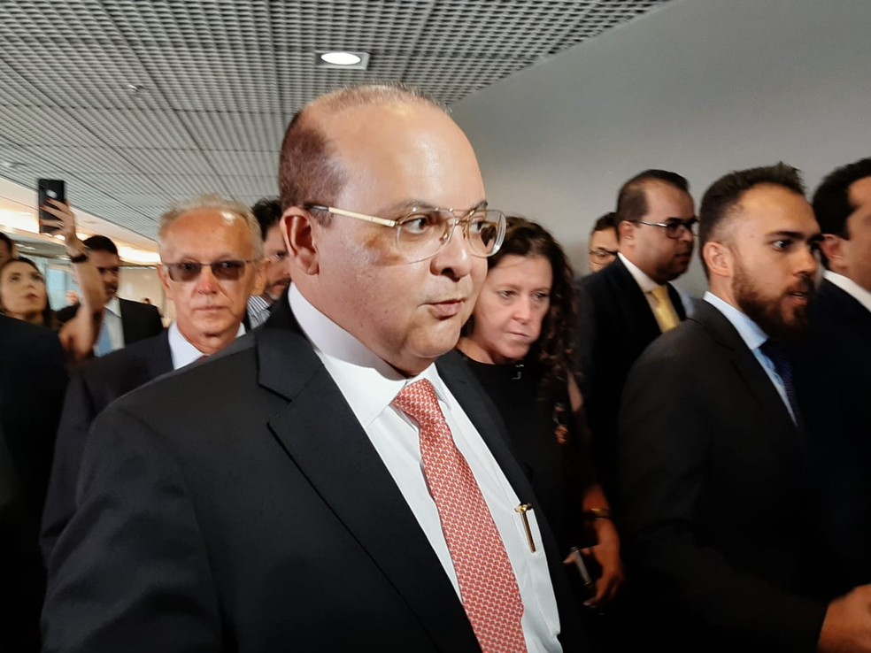 Ibaneis chega para primeira sessão do ano na CLDF — Foto: Afonso Ferreira/G1