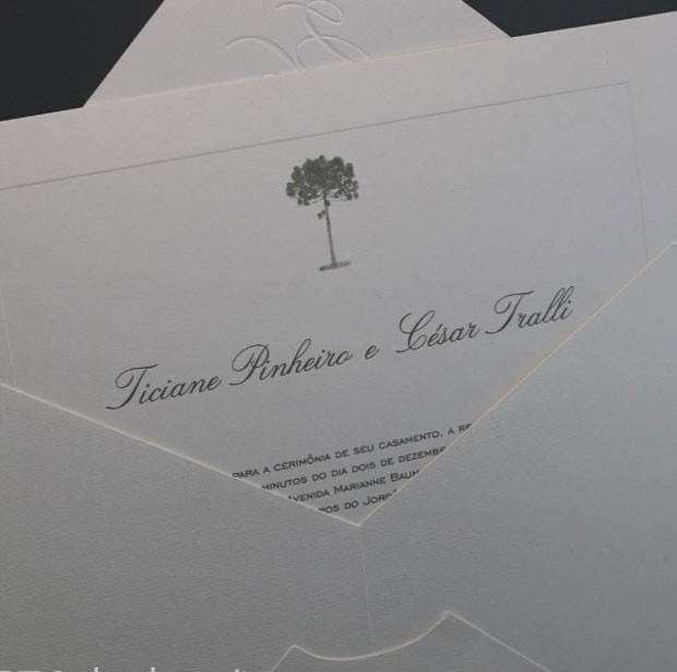 O convite de casamento de César Tralli e Ticiane Pinheiro (Foto: Reprodução Instagram) O convite de casamento de César Tralli e Ticiane Pinheiro (Foto: Reprodução Instagram)