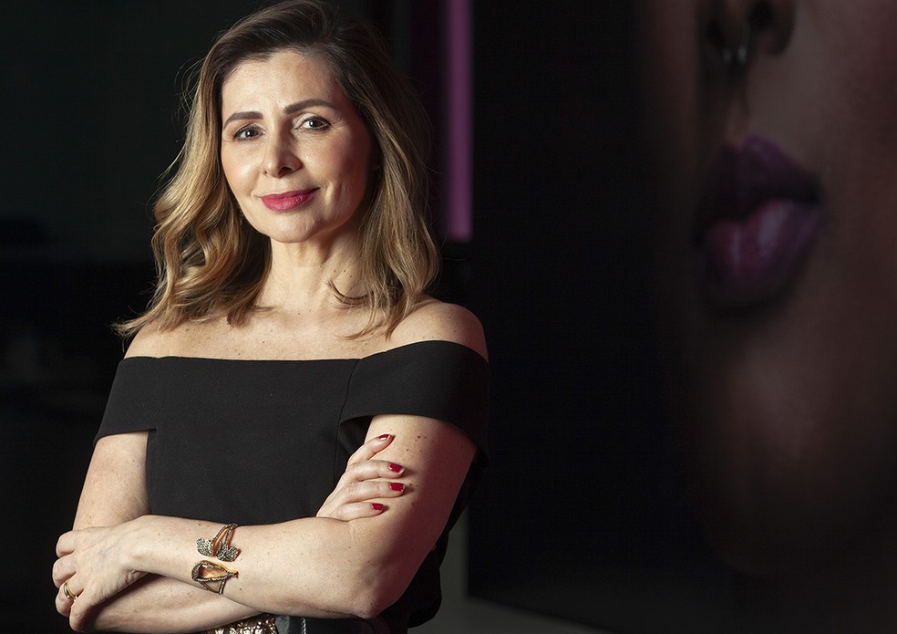Acúmulo de tarefas atinge intensamente as mulheres | Suplementos | Valor  Econômico