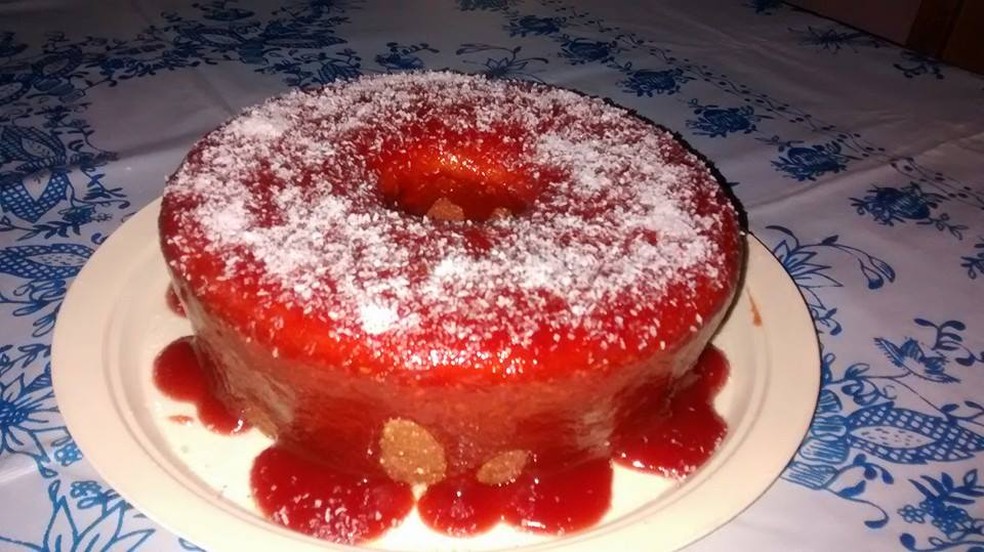 Bolo De Milho Com Queijo E Cobertura De Goiabada Receitas Receitas Bolo de fuba com goiabada fonte: bolo de milho com queijo e cobertura de goiabada