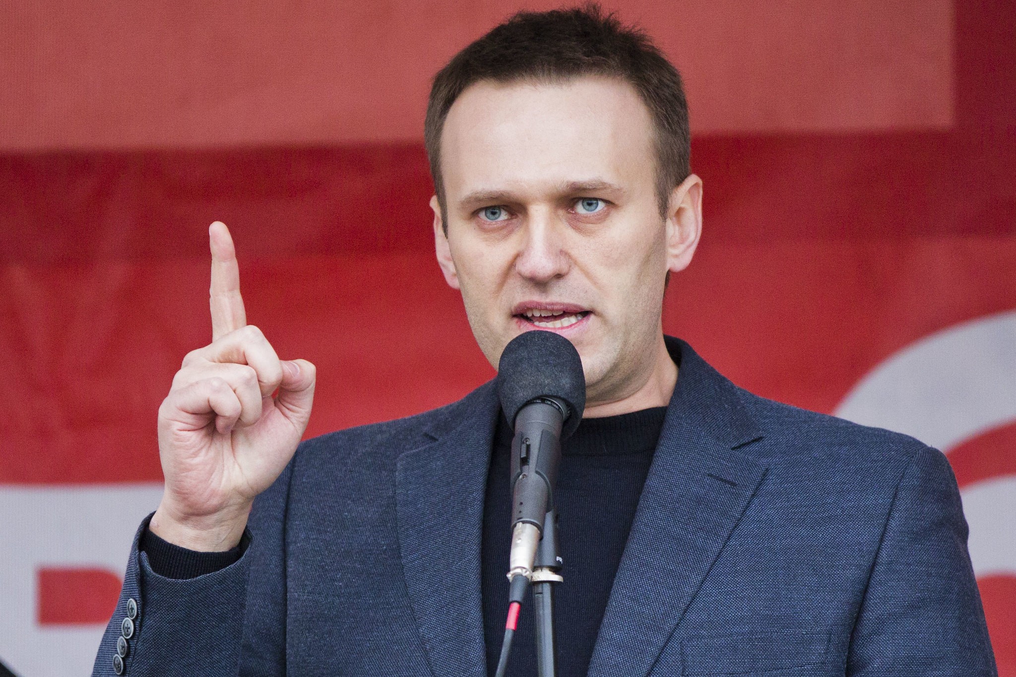 Navalny. Não há vestígios de veneno nas análises, dizem os médicos