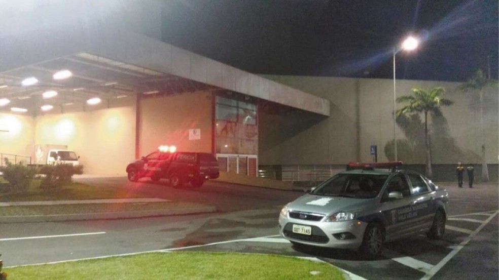 Crime aconteceu dentro de shopping em Vila Velha (Foto: A Gazeta)