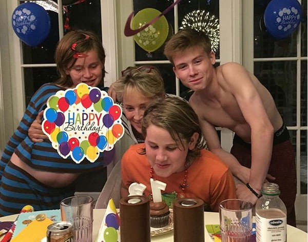 Sharon Stone com os três filhos (Foto: Instagram)