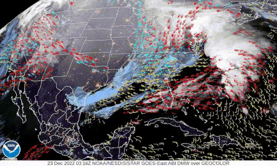 Imagem do satélite GOES-East flagrou a poderosa tempestade de inverno empurrando o ar antártico através do leste dos EUA